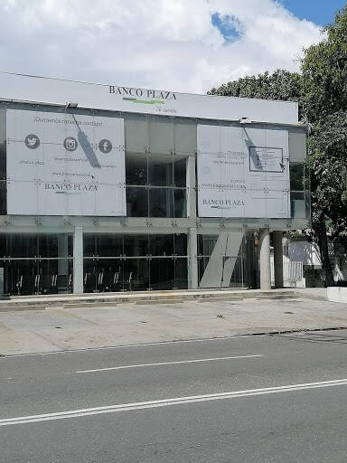 Banco Banco Plaza
